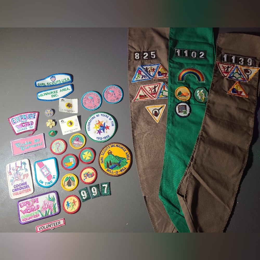 3 VTG 80s/90s Girl Scout Sashes w/ 60 Merit Badges, Troop #, Pins & Misc Patches